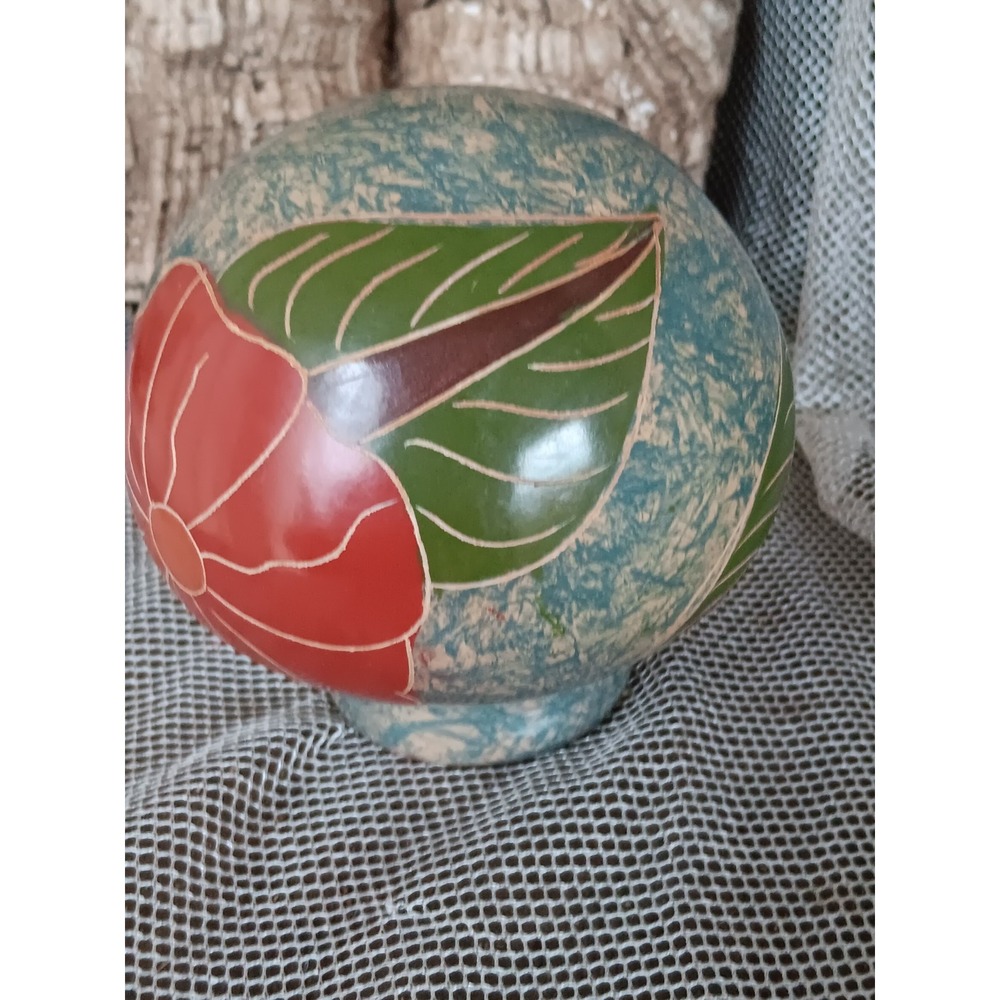 Nicaraguan folk art pottery vase. - Picture 7 of 7